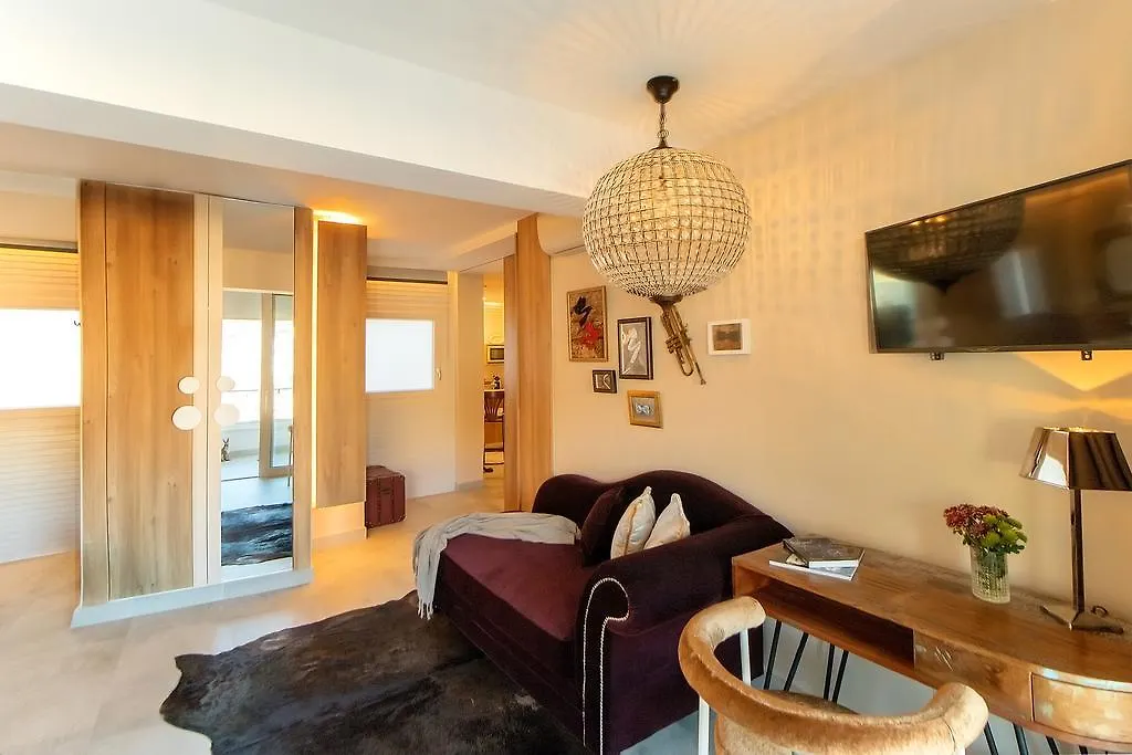 Luxury Cabaret Suite Malaga